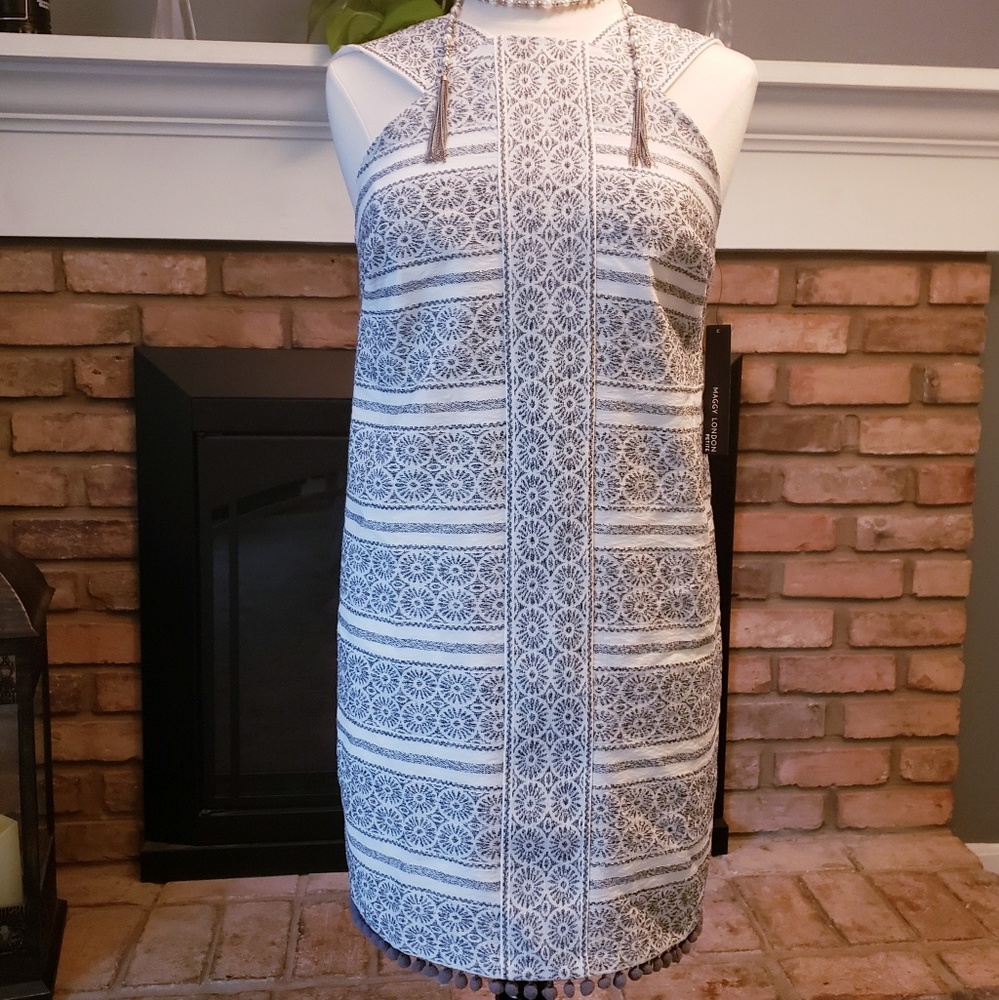 Maggy London gray white jacquard floral shift dres